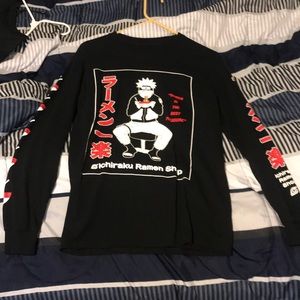 Men’s naruto ramen long sleeve T-shirt small
